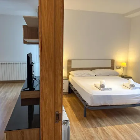 Moderno A Pie De Pistas 4pax, Pk Gn Apartment *